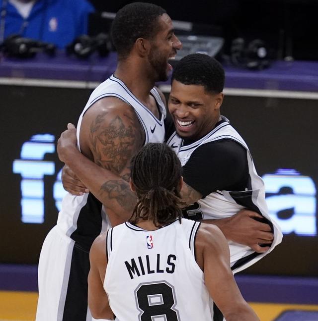 榜首不败格 榜首不败格